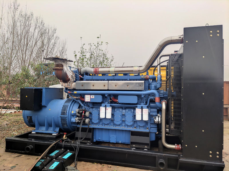 河间柴油发电机组更换机油时，应遵循哪些步骤？