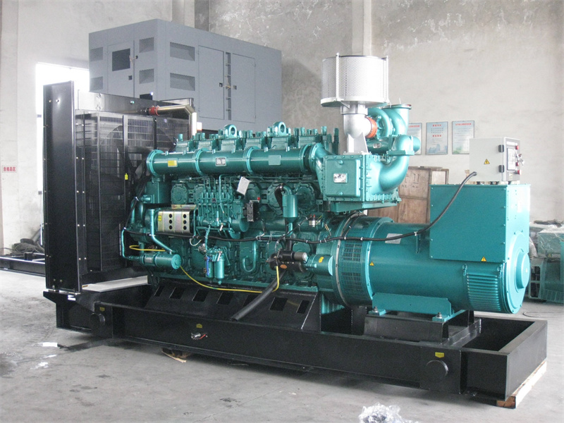 河间200KW 柴油发电机的油耗是多少?