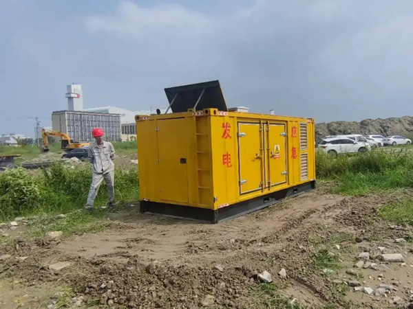 河间200KW柴油发电机机组每小时的油耗量受哪些因素影响？